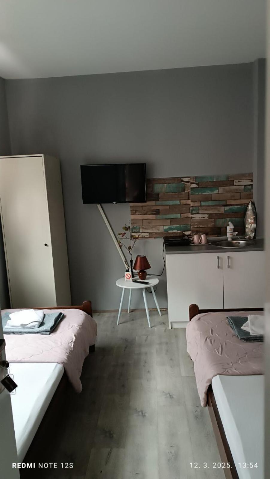 Happy Star Apartment Nis Exterior photo